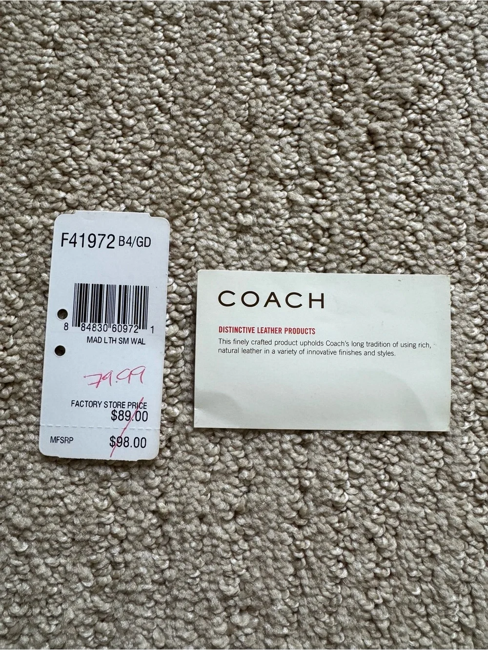 Coach Gold Logo Bifold Wallet w/ Zip Coin Pocket ID Window Solid S Women NWT Y2K